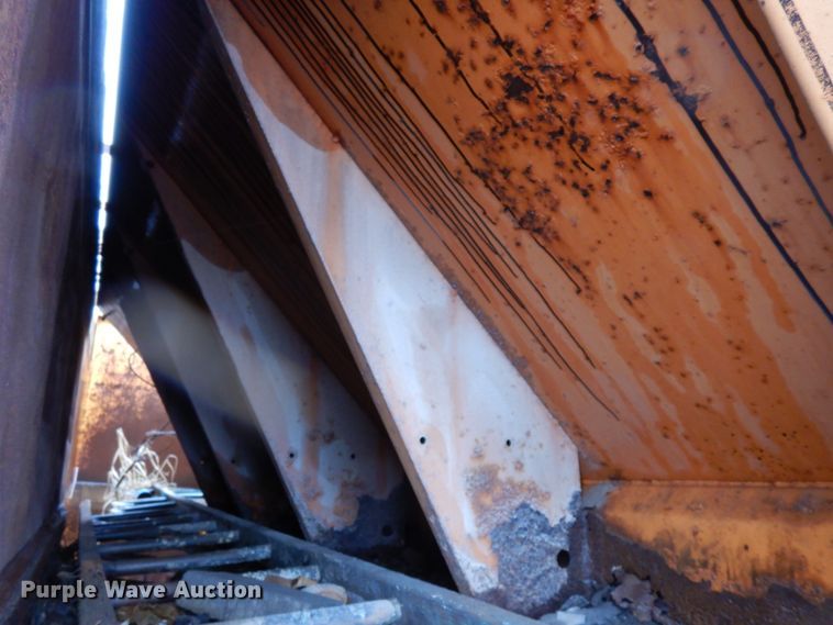 image for item DJ5789 1985 International F2554  dump truck