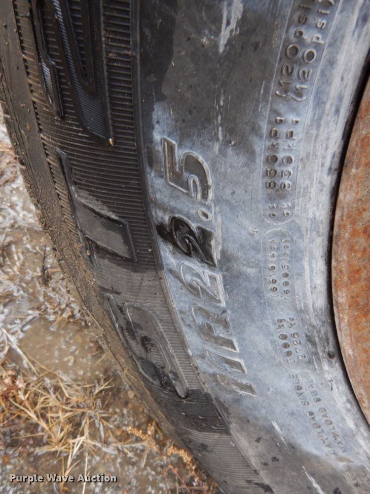 image for item DJ5789 1985 International F2554  dump truck