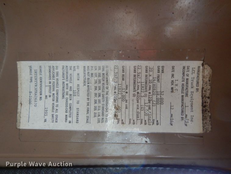 image for item DJ5789 1985 International F2554  dump truck