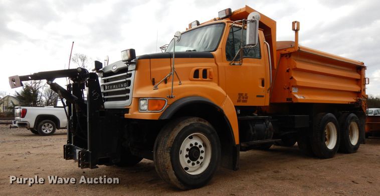 image for item DJ5793 2003 Sterling LT9500  dump truck