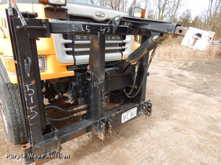 image for item DJ5793 2003 Sterling LT9500  dump truck