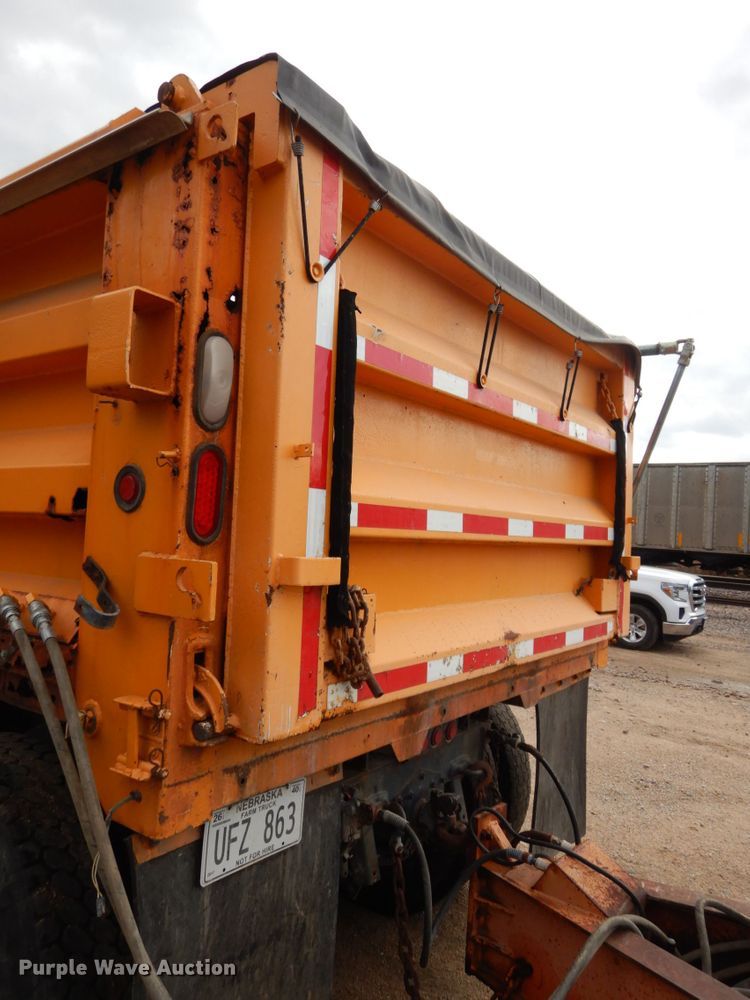 image for item DJ5793 2003 Sterling LT9500  dump truck