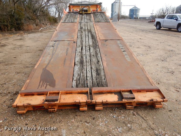 image for item DJ5794 1987 Evans Plugge T202D7 tilt deck equipment trailer