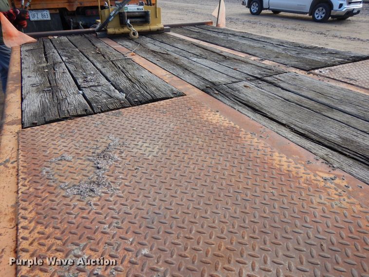 image for item DJ5794 1987 Evans Plugge T202D7 tilt deck equipment trailer