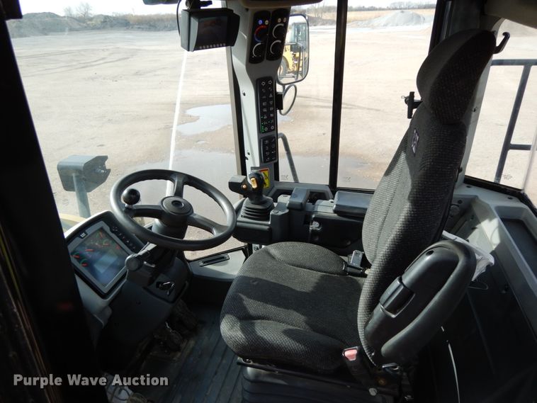 image for item DJ5816 2013 Caterpillar 950K  wheel loader