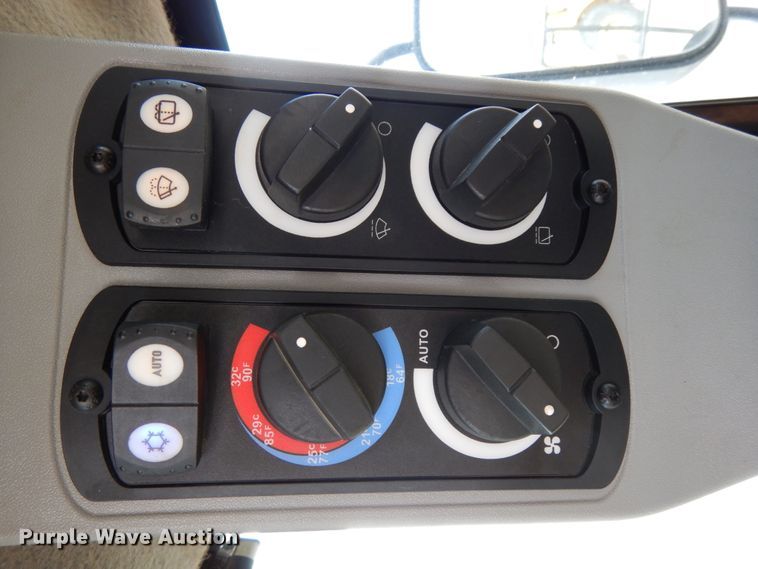 image for item DJ5816 2013 Caterpillar 950K  wheel loader