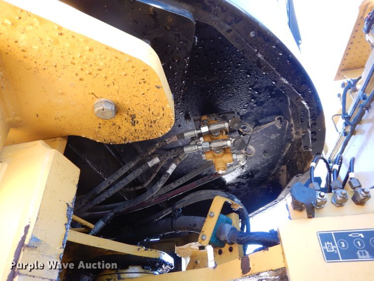 image for item DJ5820 2013 Caterpillar 972K  wheel loader