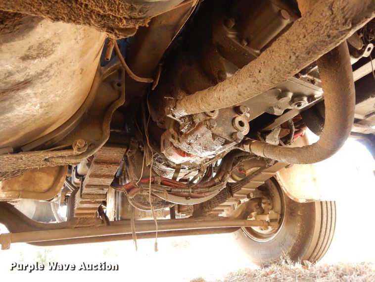 image for item DJ5821 2007 Freightliner Business Class M2  roll-off container truck