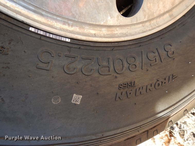 image for item DJ5821 2007 Freightliner Business Class M2  roll-off container truck