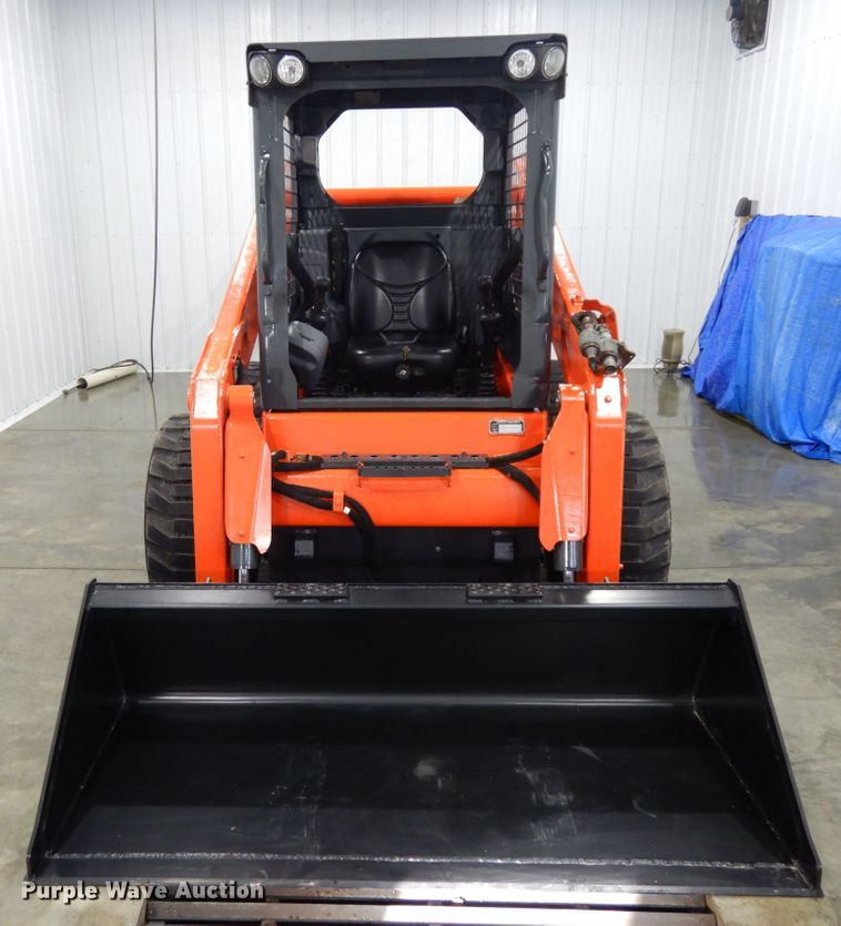 image for item DJ5827 2018 Kubota SSV75  skid steer loader