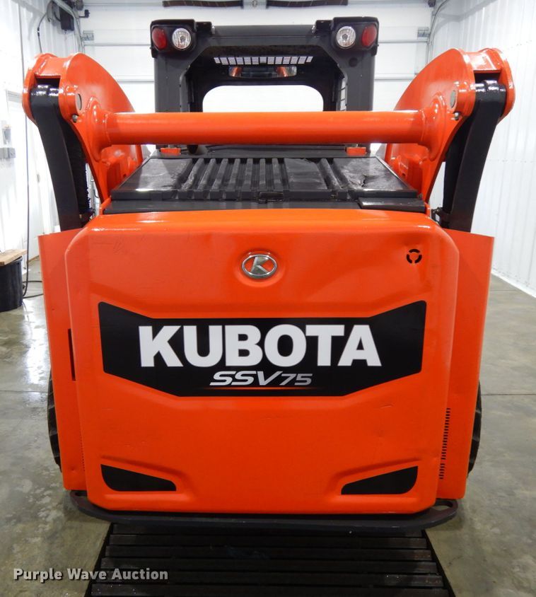 image for item DJ5827 2018 Kubota SSV75  skid steer loader