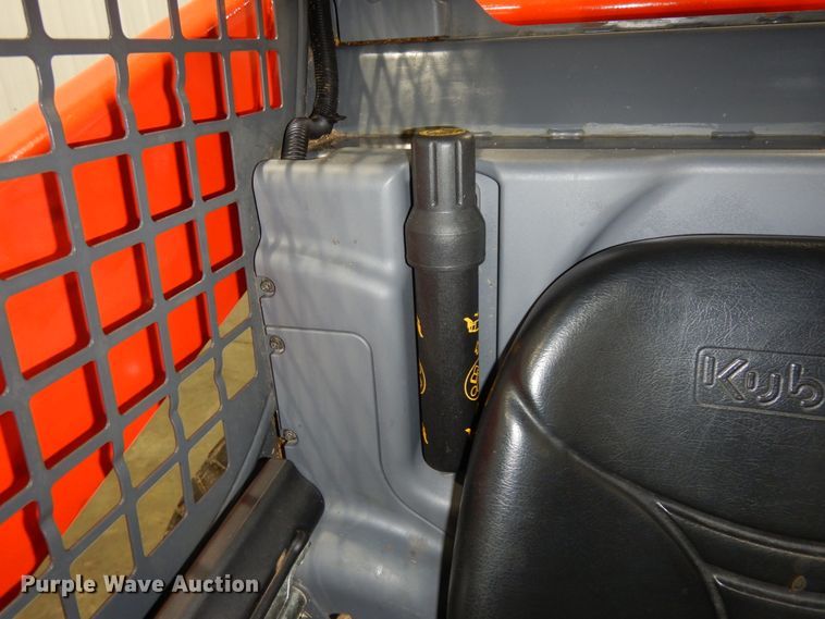 image for item DJ5827 2018 Kubota SSV75  skid steer loader