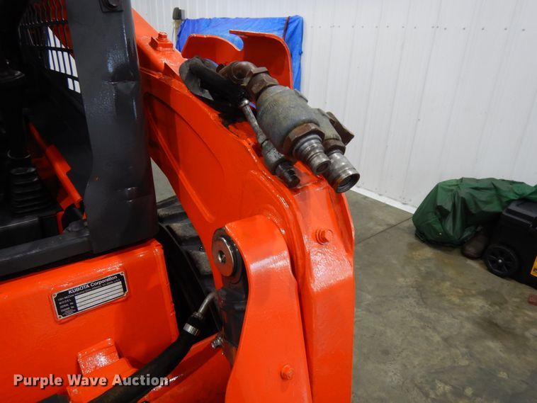 image for item DJ5827 2018 Kubota SSV75  skid steer loader