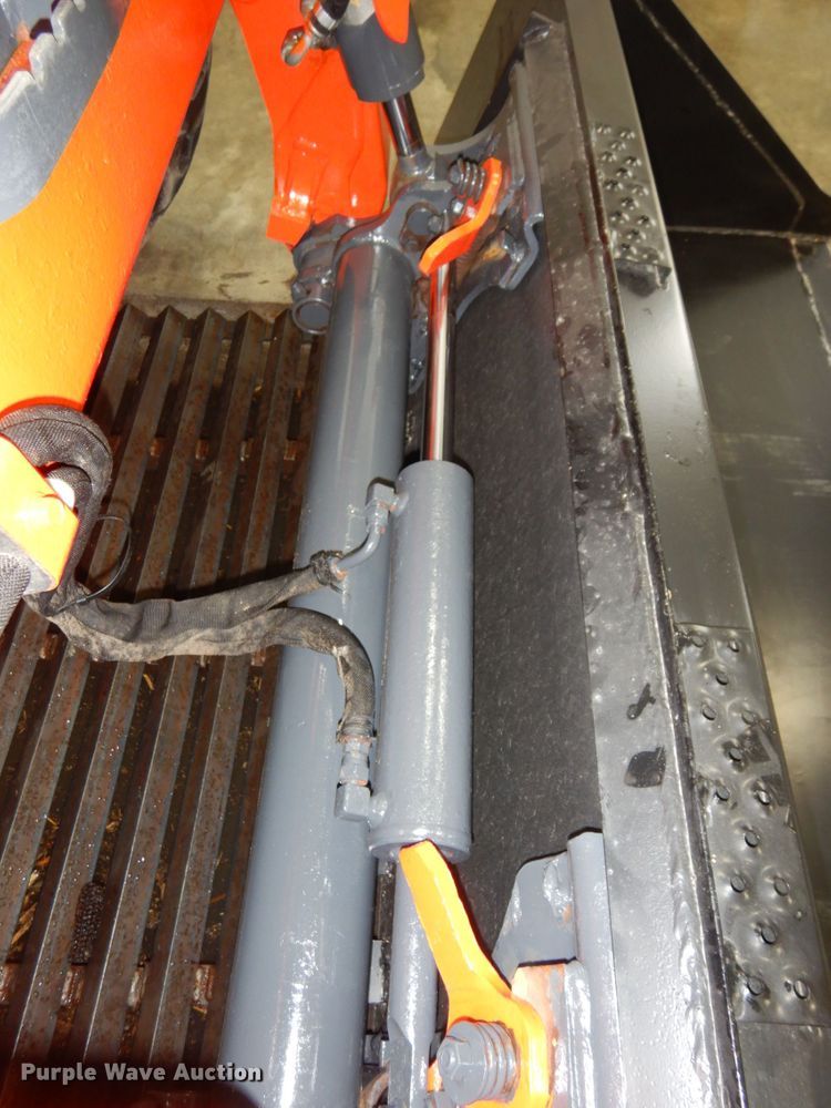 image for item DJ5827 2018 Kubota SSV75  skid steer loader