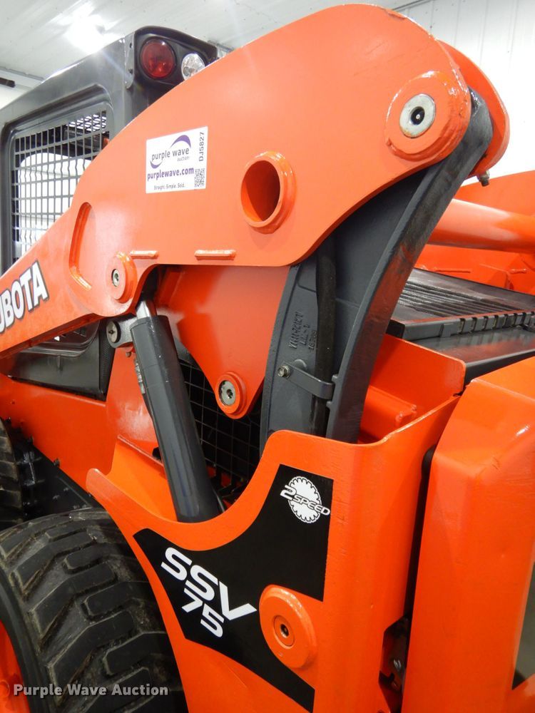 image for item DJ5827 2018 Kubota SSV75  skid steer loader