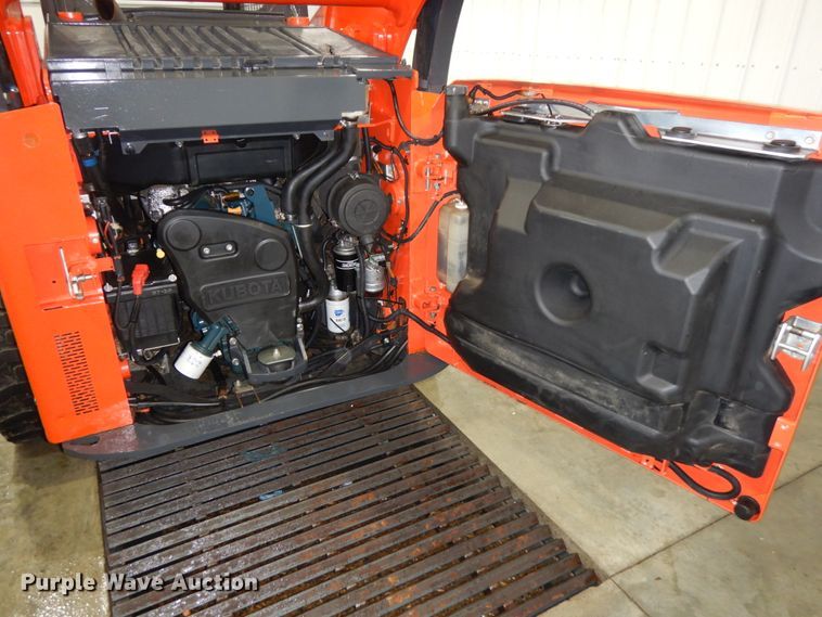image for item DJ5827 2018 Kubota SSV75  skid steer loader