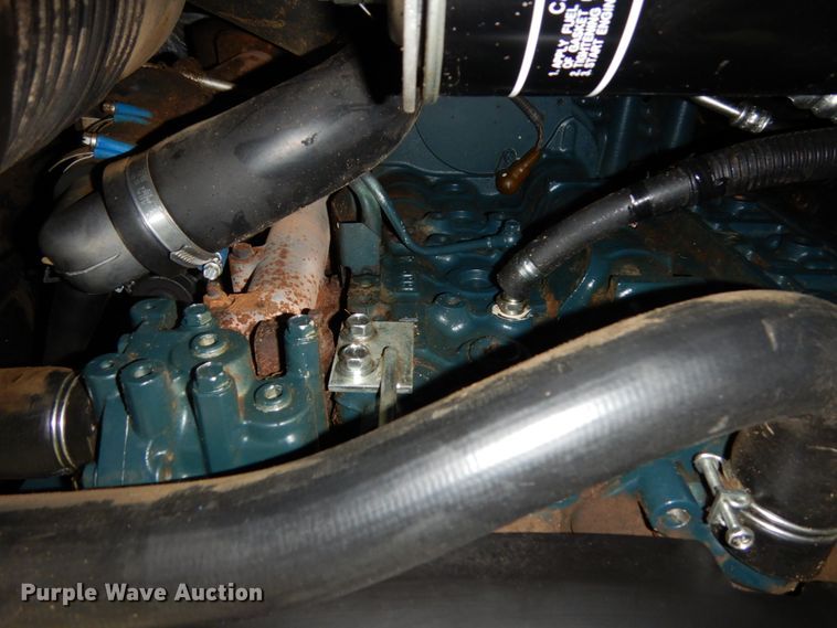 image for item DJ5827 2018 Kubota SSV75  skid steer loader