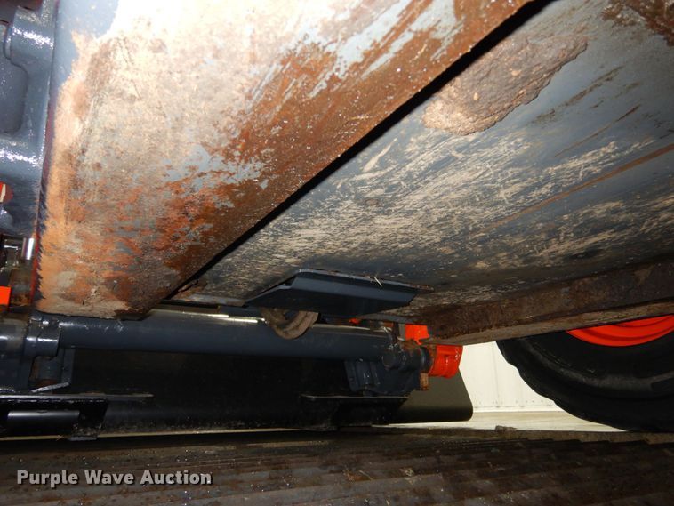 image for item DJ5827 2018 Kubota SSV75  skid steer loader