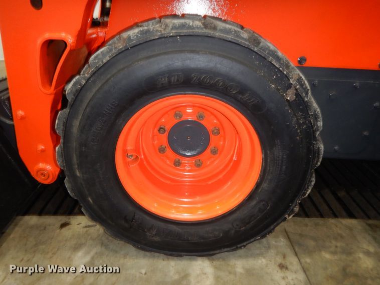 image for item DJ5827 2018 Kubota SSV75  skid steer loader