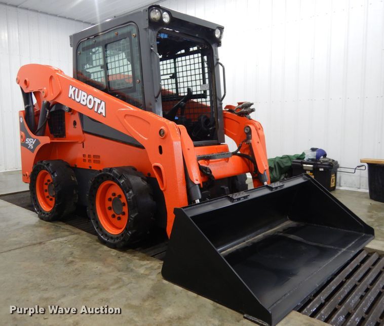 image for item DJ5828 2016 Kubota SSV75  skid steer loader