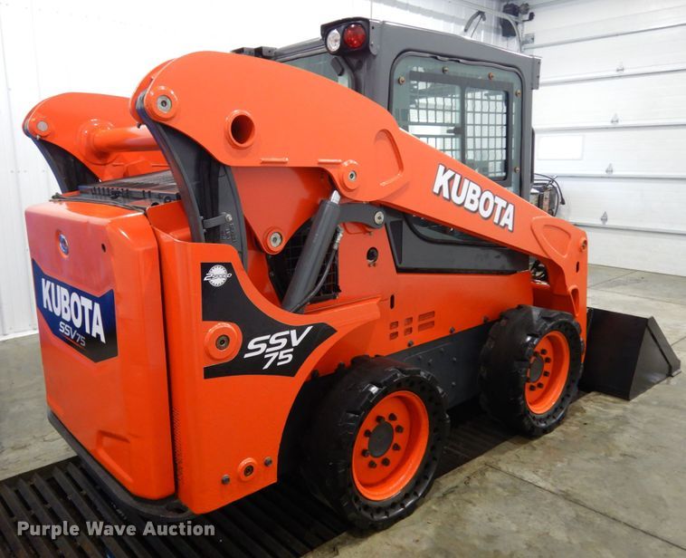 image for item DJ5828 2016 Kubota SSV75  skid steer loader