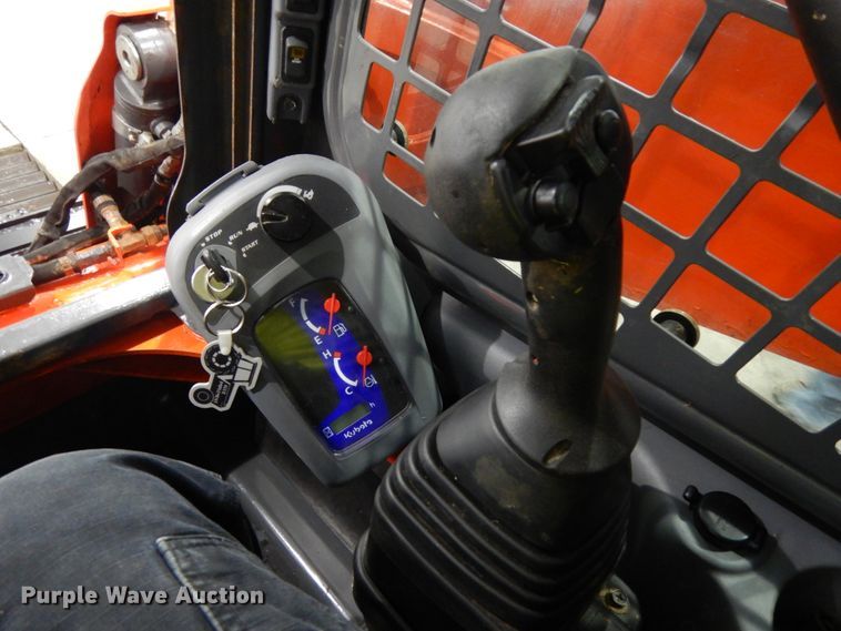 image for item DJ5828 2016 Kubota SSV75  skid steer loader