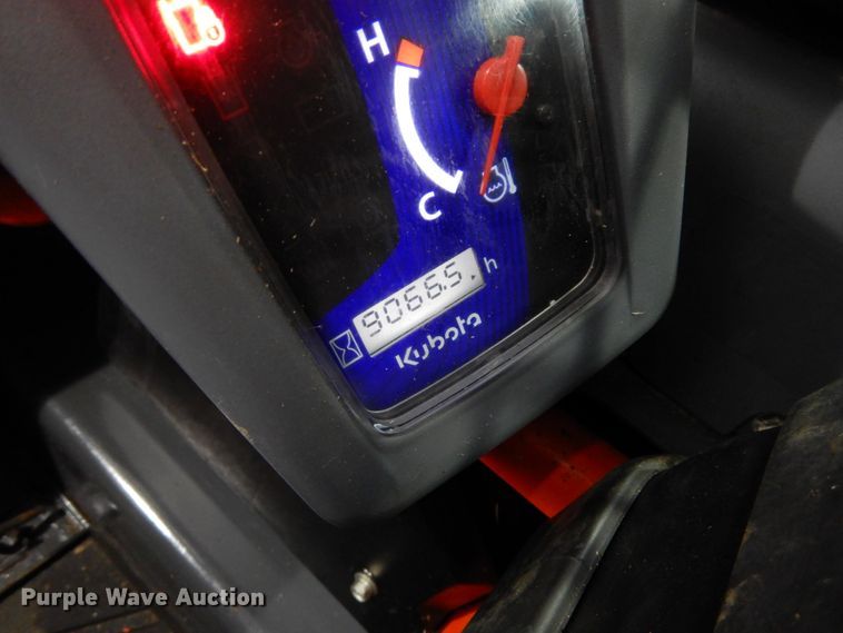 image for item DJ5828 2016 Kubota SSV75  skid steer loader