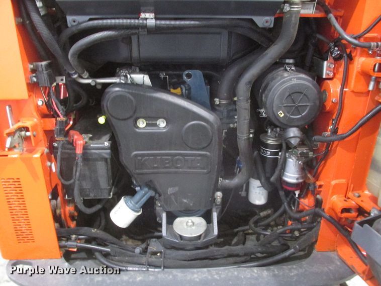 image for item DJ5828 2016 Kubota SSV75  skid steer loader