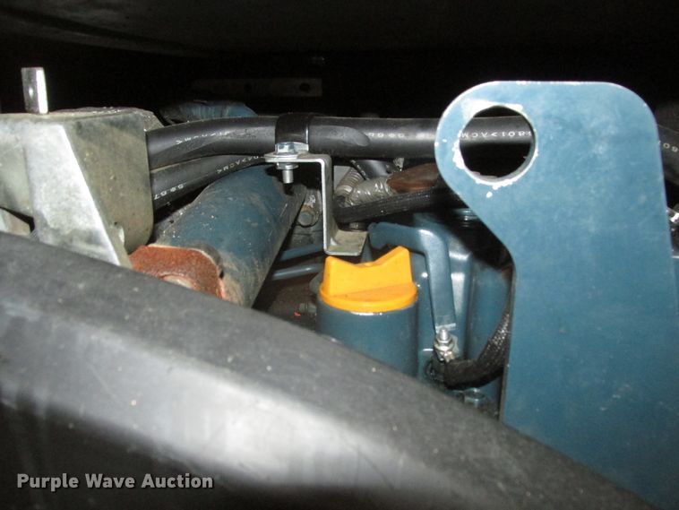 image for item DJ5828 2016 Kubota SSV75  skid steer loader