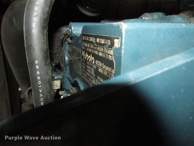 image for item DJ5828 2016 Kubota SSV75  skid steer loader