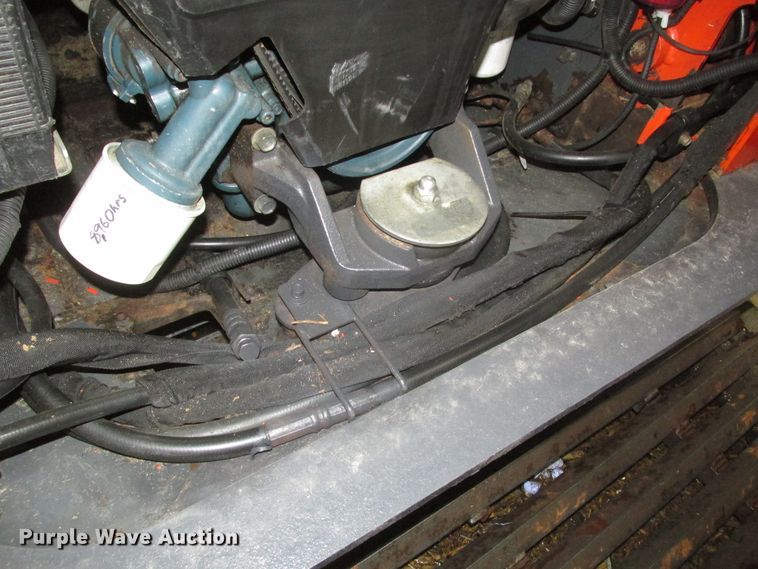 image for item DJ5828 2016 Kubota SSV75  skid steer loader