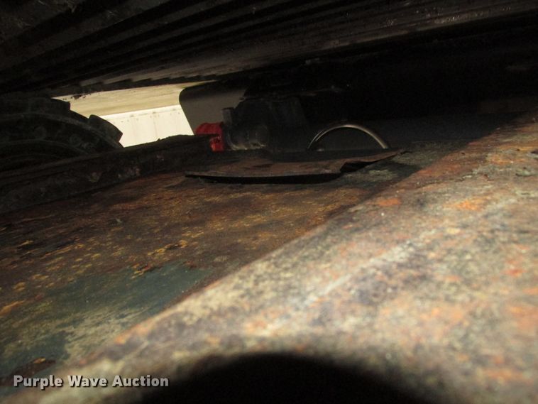 image for item DJ5828 2016 Kubota SSV75  skid steer loader