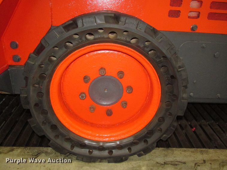 image for item DJ5828 2016 Kubota SSV75  skid steer loader