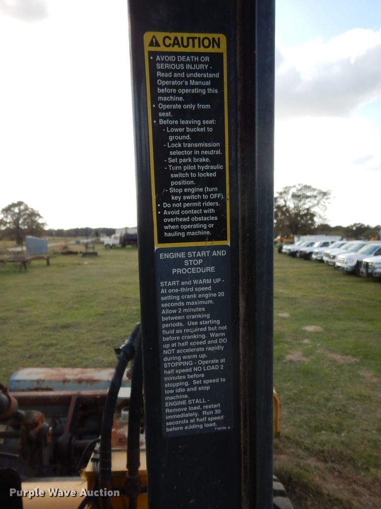 image for item DJ6701 2003 John Deere TC44H  wheel loader