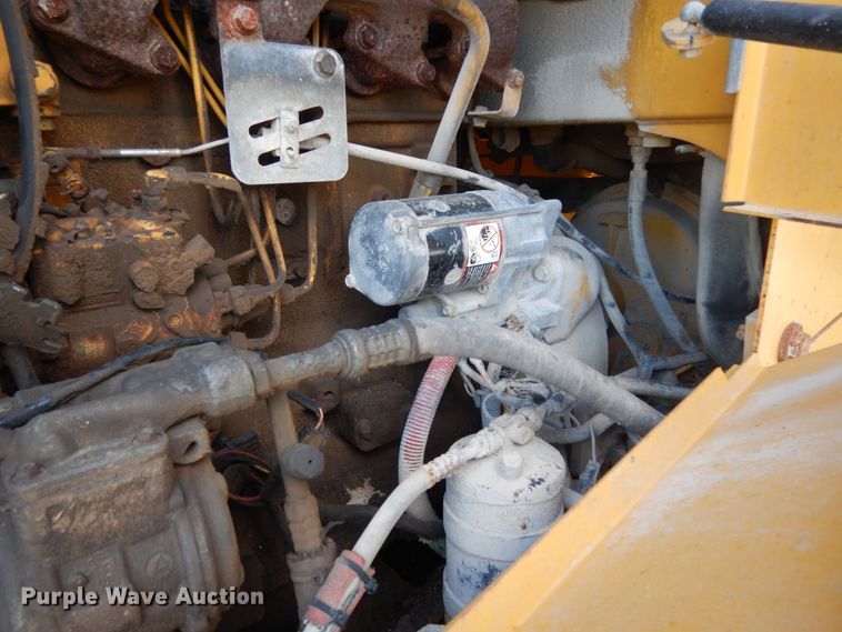 image for item DJ6701 2003 John Deere TC44H  wheel loader