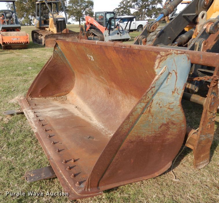 image for item DJ6701 2003 John Deere TC44H  wheel loader