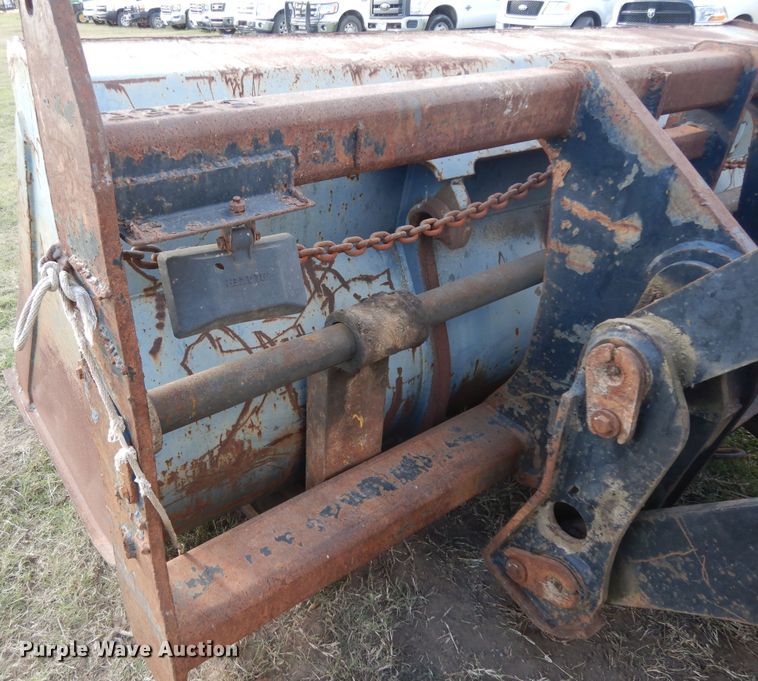 image for item DJ6701 2003 John Deere TC44H  wheel loader