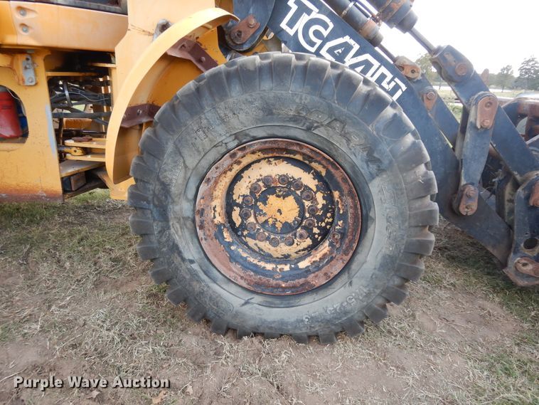 image for item DJ6701 2003 John Deere TC44H  wheel loader