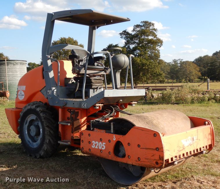 image for item DJ6704 2006 Hamm 3205  single drum roller