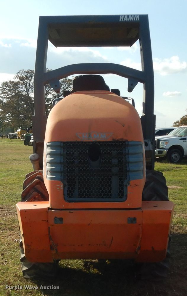 image for item DJ6704 2006 Hamm 3205  single drum roller