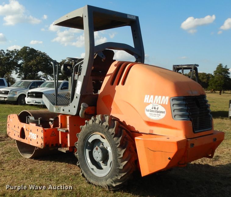 image for item DJ6704 2006 Hamm 3205  single drum roller