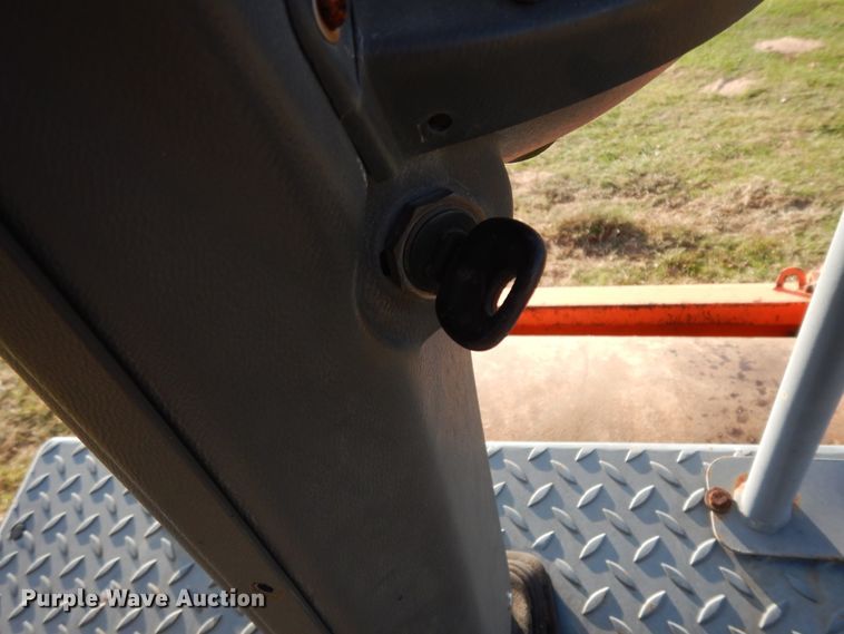 image for item DJ6704 2006 Hamm 3205  single drum roller