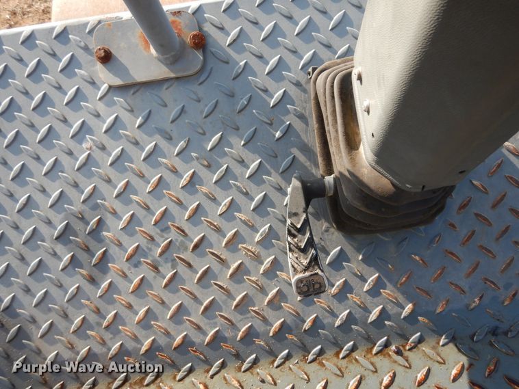 image for item DJ6704 2006 Hamm 3205  single drum roller