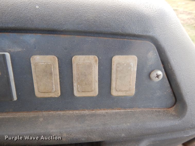 image for item DJ6720 2010 John Deere 310J  backhoe