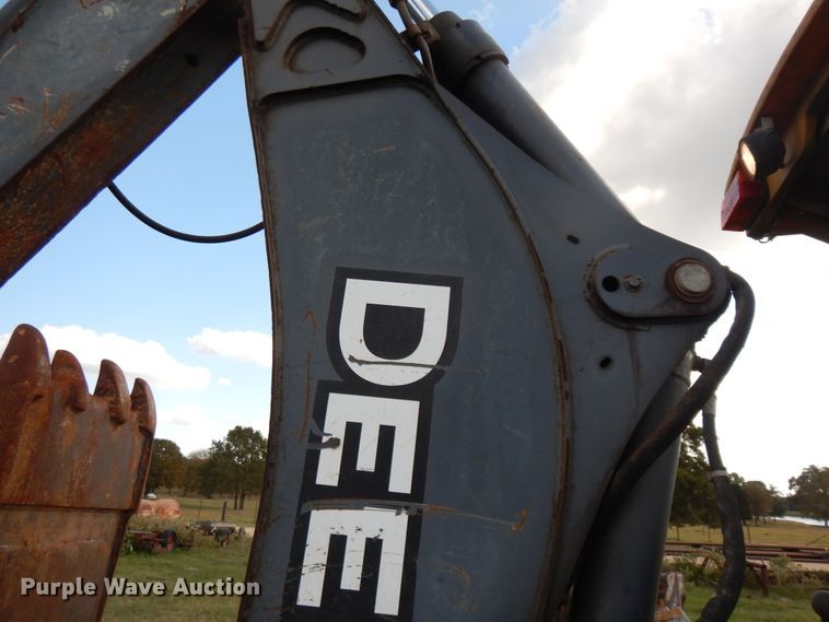 image for item DJ6720 2010 John Deere 310J  backhoe