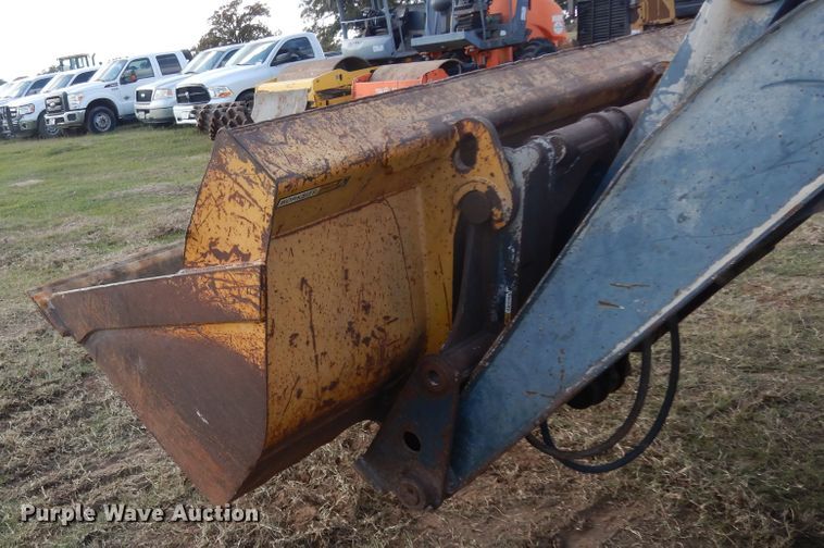 image for item DJ6720 2010 John Deere 310J  backhoe