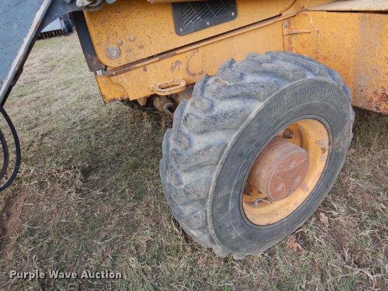 image for item DJ6720 2010 John Deere 310J  backhoe