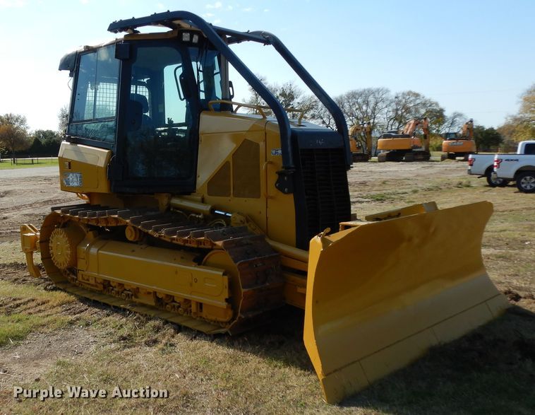 image for item DJ6728 2009 Caterpillar D5K XL  dozer