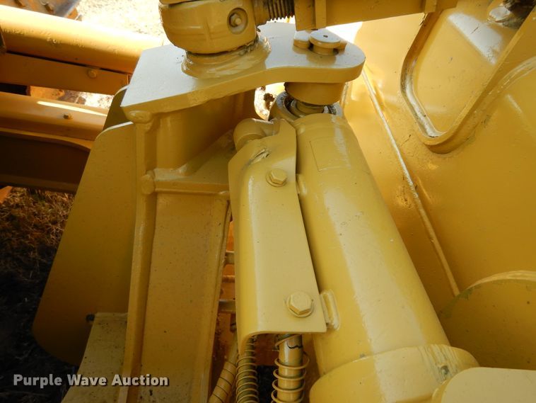 image for item DJ6728 2009 Caterpillar D5K XL  dozer