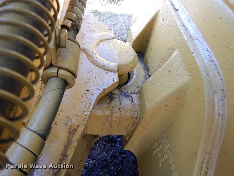 image for item DJ6728 2009 Caterpillar D5K XL  dozer